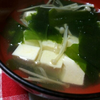 味付け、参考にさせて頂きました☆柚子こしょうが良い感じ(^3^)
今回はえのき＆豆腐を入れたけど、レシピ通り、お湯注ぐだけの簡単に出来るのもまた作ろぅ～♪